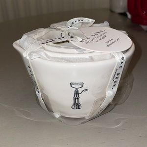 Rae Dunn Icon Measuring Cups